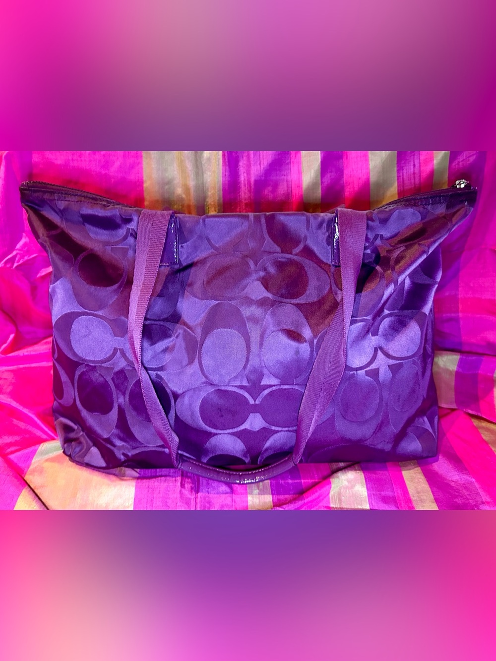 Coach Purple Getaway Signature Nylon Packable Weekender Tote Bag, Cosmetics Case - Picture 5 of 16
